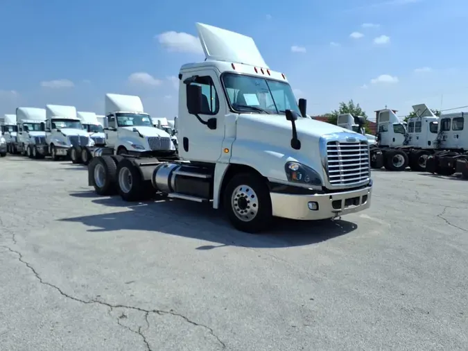 2018 FREIGHTLINER CASCADIA 125
