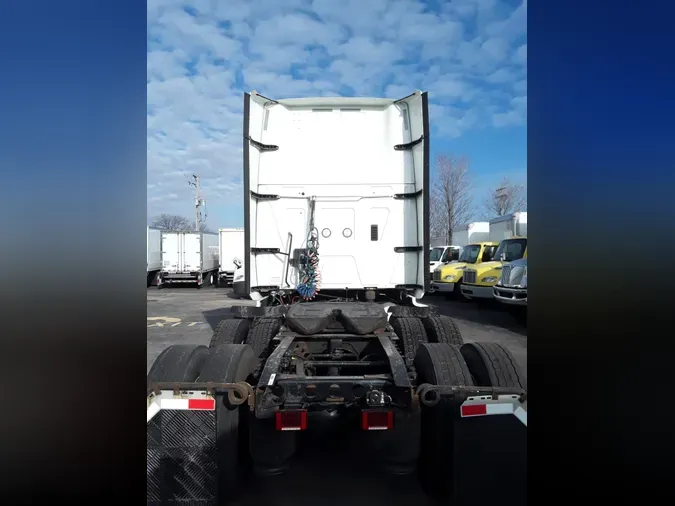 2020 NAVISTAR INTERNATIONAL LT625 SLPR CAB