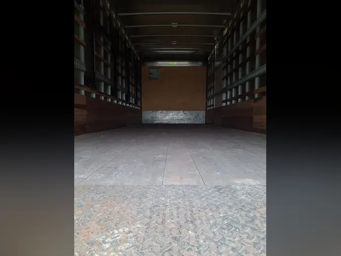 2020 FREIGHTLINER/MERCEDES M2 106