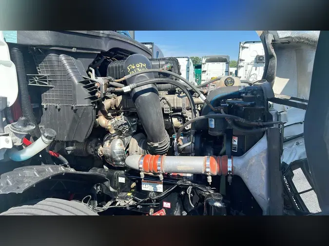2022 Freightliner Cascadia 126