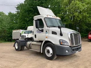 2016 FREIGHTLINER X11342ST