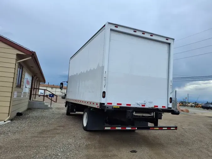 2018 ISUZU NRR