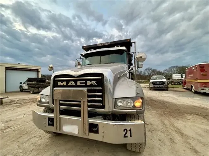 2019 MACK GRANITE 64FR