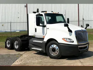2021 INT LT625 6x4