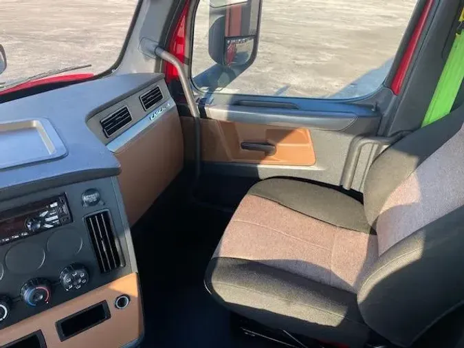 2021 Freightliner Cascadia