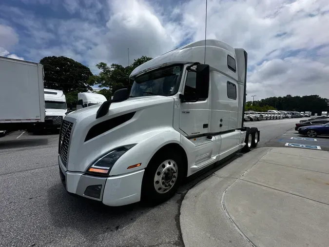 2023 Volvo VNL64T860