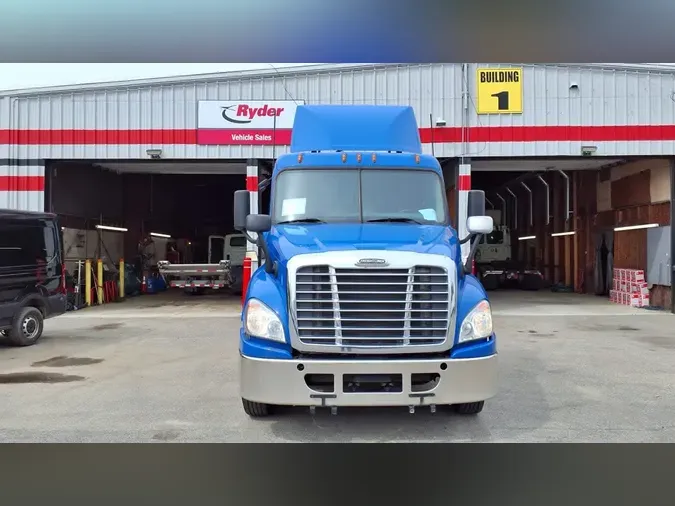 2019 FREIGHTLINER/MERCEDES CASCADIA 1250f8c3e809876a15beda1c7c50228faa7