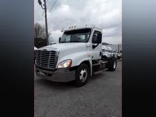 2015 Freightliner CASCADIA 125