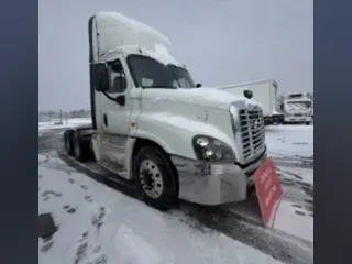 2019 FREIGHTLINER/MERCEDES CASCADIA 125