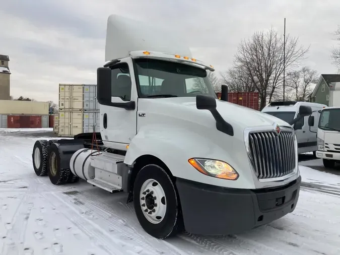 2019 NAVISTAR INTERNATIONAL LT625 DAYCAB T/A