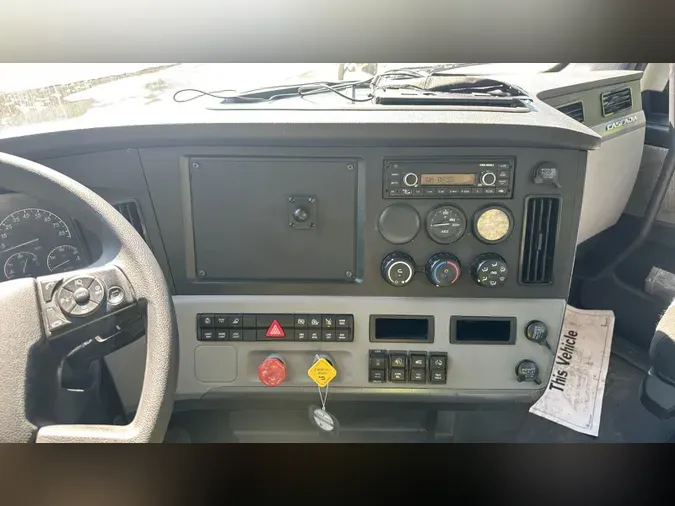 2020 Freightliner Cascadia 126