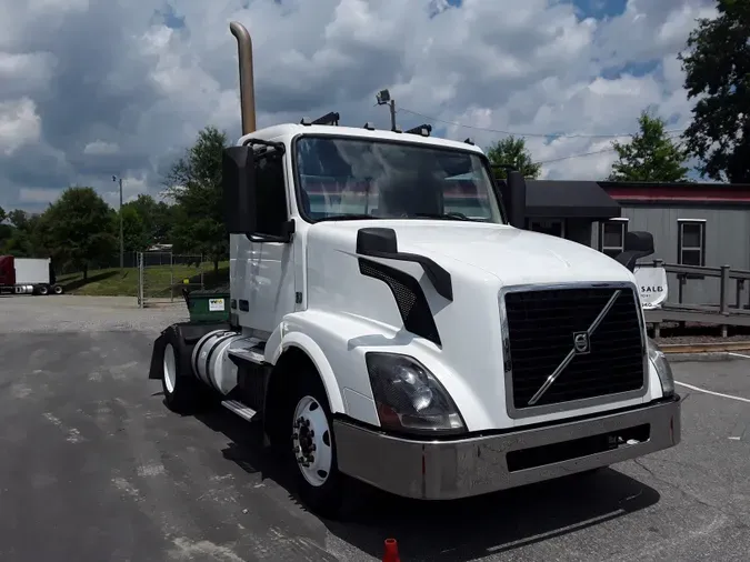 2016 VOLVO VNL42TRACTOR