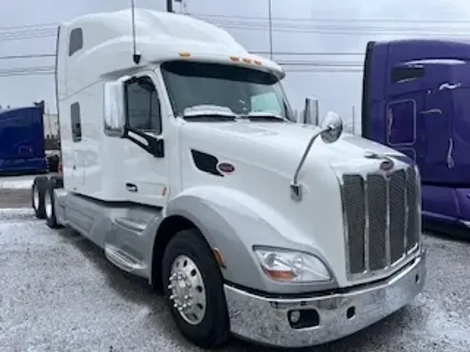 2021 Peterbilt 579