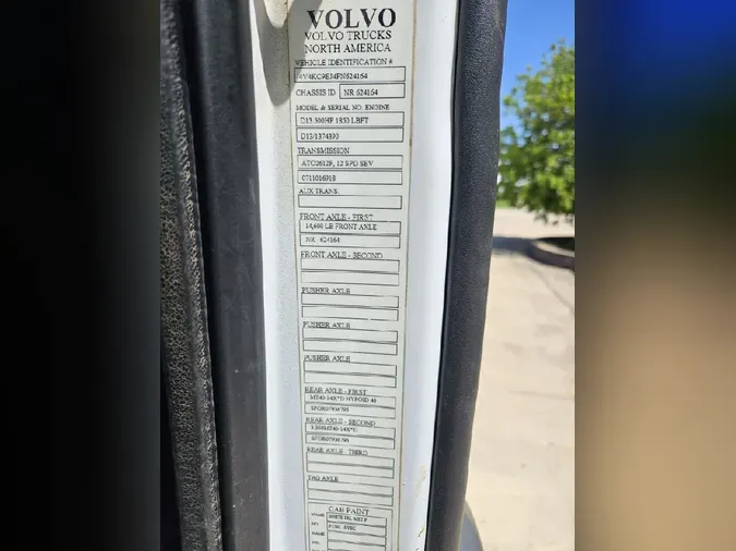 2023 VOLVO VHD64FT3000f942cf0e56de8ac33e1375a48fb85d8