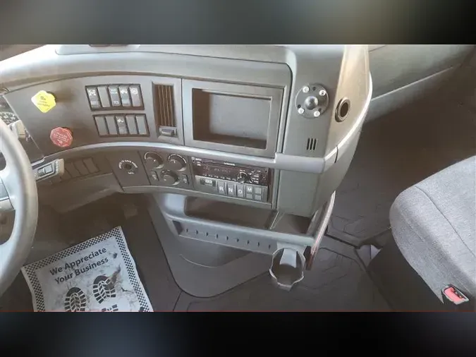 2021 VOLVO VNR6400f99babb6c9ca3062f5015ce42e8f651