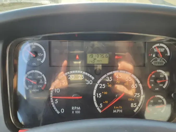 2014 FREIGHTLINER/MERCEDES M2 1060fa4a20b4bf4921ad52474e45c785efb