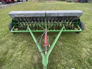1965 John Deere 187B