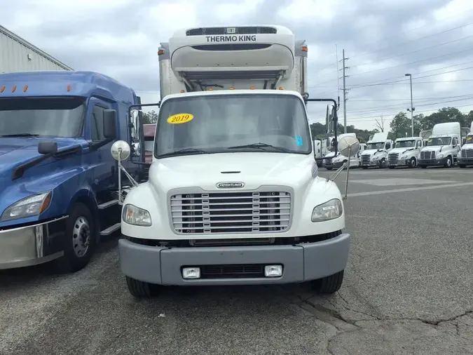 2019 FREIGHTLINER M2 106