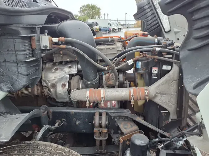 2018 FREIGHTLINER/MERCEDES CASCADIA 125