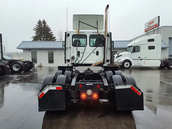 2017 FREIGHTLINER/MERCEDES CASCADIA 125