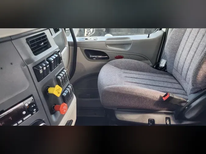 2021 Peterbilt 5670faa101c013fdb70d17ce8ae5a1493bb