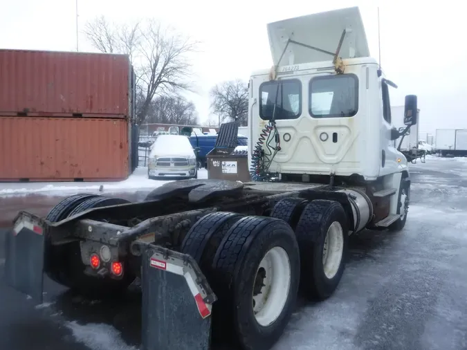 2018 FREIGHTLINER/MERCEDES CASCADIA 125