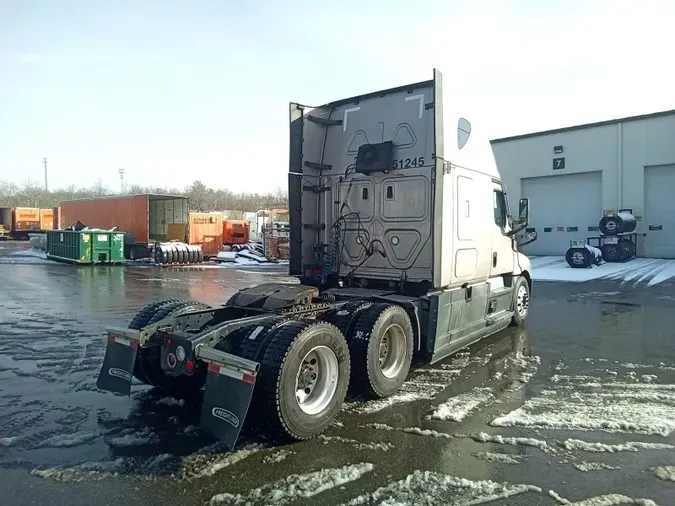 2021 Freightliner Cascadia