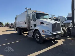 2016 KENWORTH T370