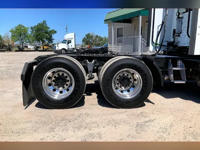2021 INT LT625 6x4