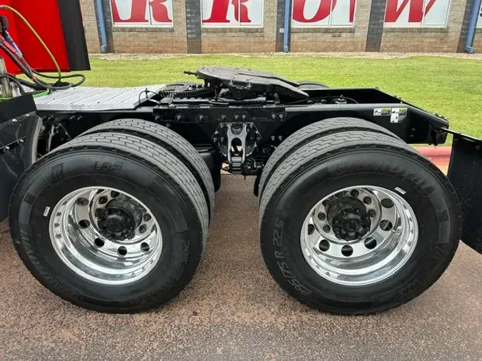 2019 PETERBILT 579