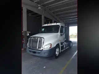 2014 Freightliner CASCADIA 125