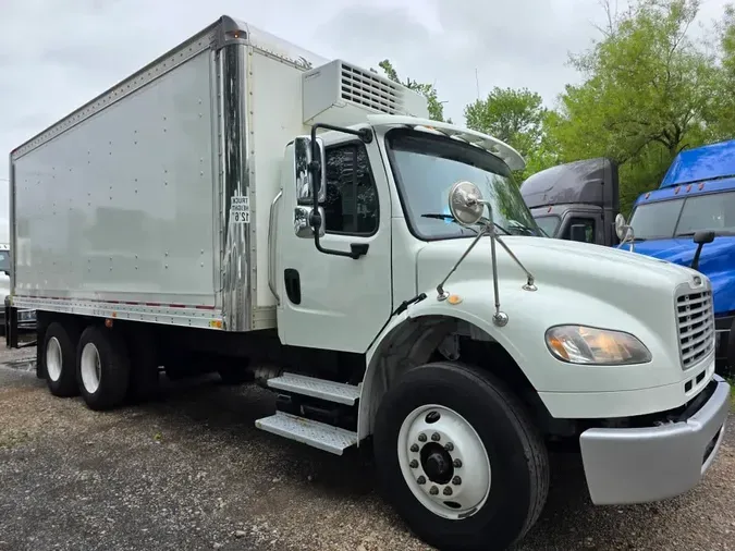 2019 FREIGHTLINER M2 106