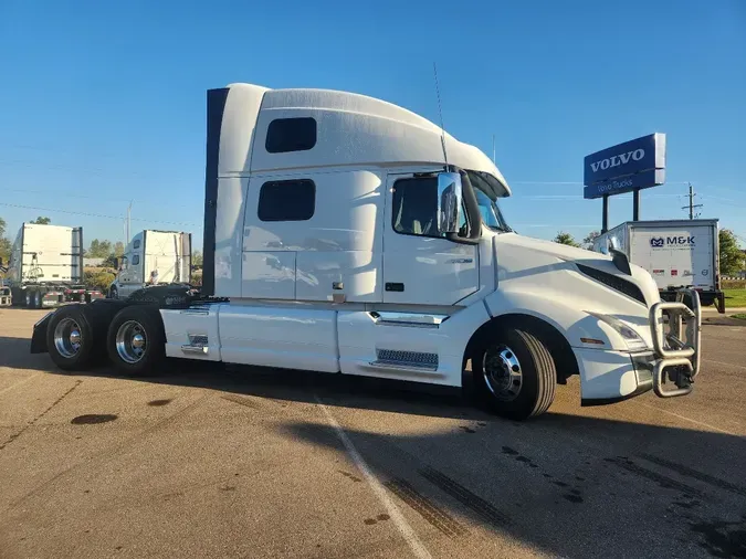 2021 VOLVO VNL64T8600fc696a93e358521cd4fa3e40b48495a