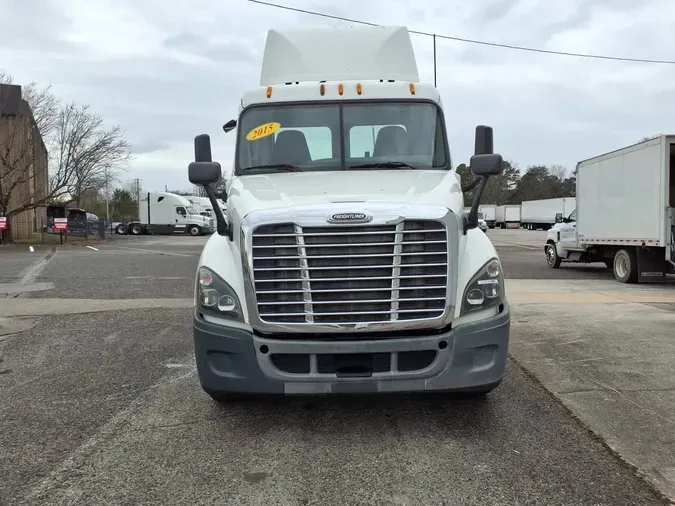 2015 FREIGHTLINER/MERCEDES CASCADIA 125