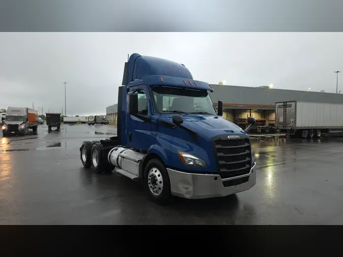 2020 Freightliner Cascadia 1260fc8d56e2304dbe4f68ca4c7e1560515