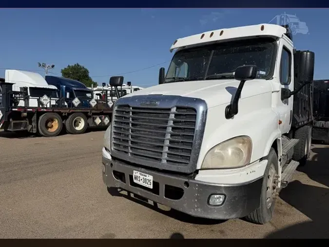 2015 FREIGHTLINER CASCADIA 125