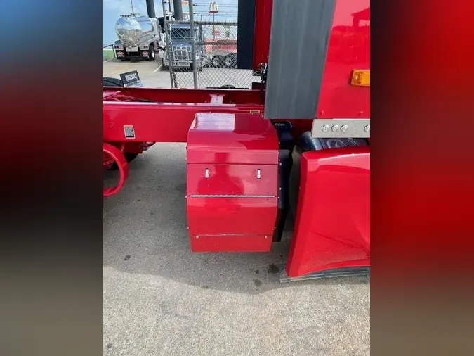 2026 Peterbilt 579