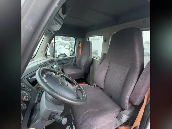 2019 FREIGHTLINER CASCADIA 125