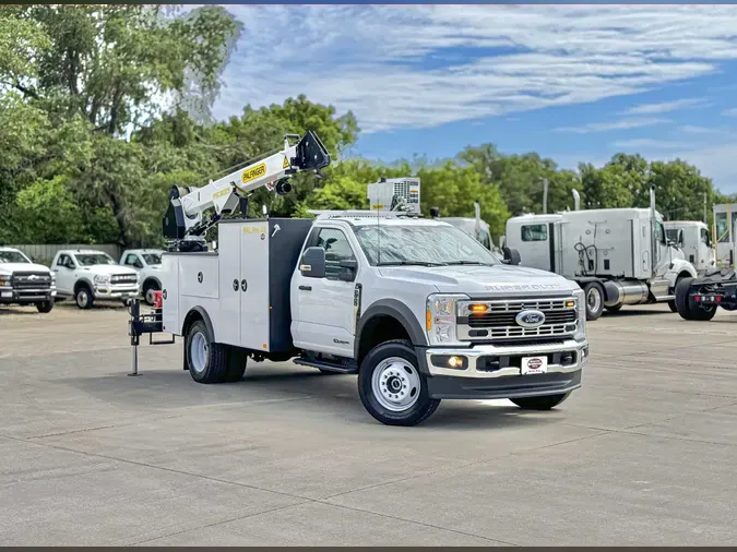 2025 FORD F-600 XL