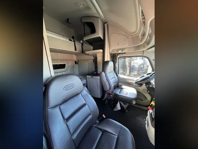 2022 Peterbilt 579