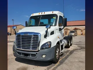 2016 FREIGHTLINER CASCADIA 113