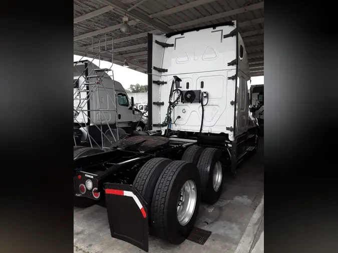 2019 FREIGHTLINER/MERCEDES CASCADIA 125