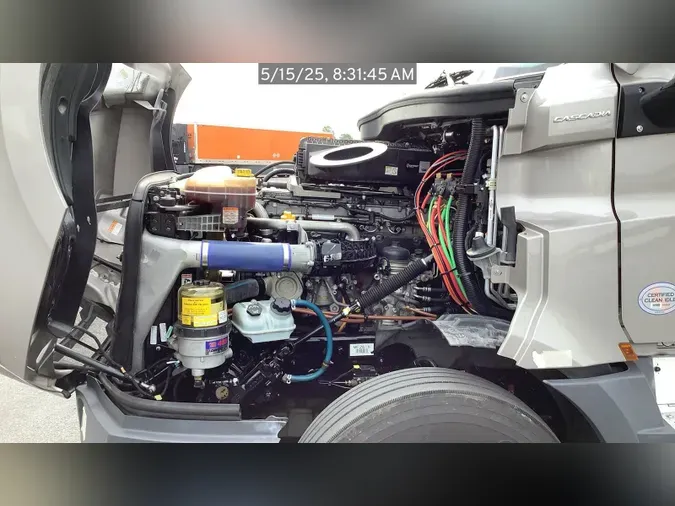 2021 Freightliner Cascadia
