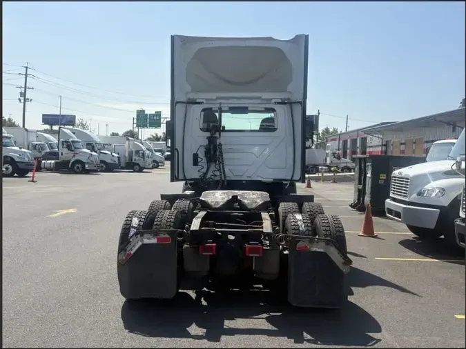 2020 NAVISTAR INTERNATIONAL RH613 DAYCAB T/A