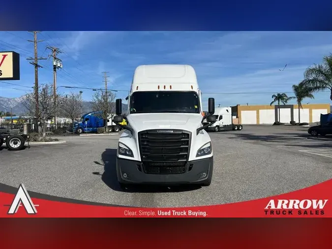 2022 FREIGHTLINER CA126