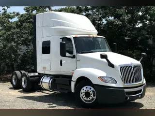 2022 INT LT625 6x4