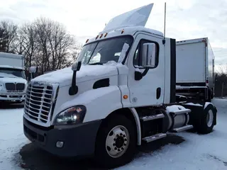 2020 FREIGHTLINER/MERCEDES CASCADIA 113