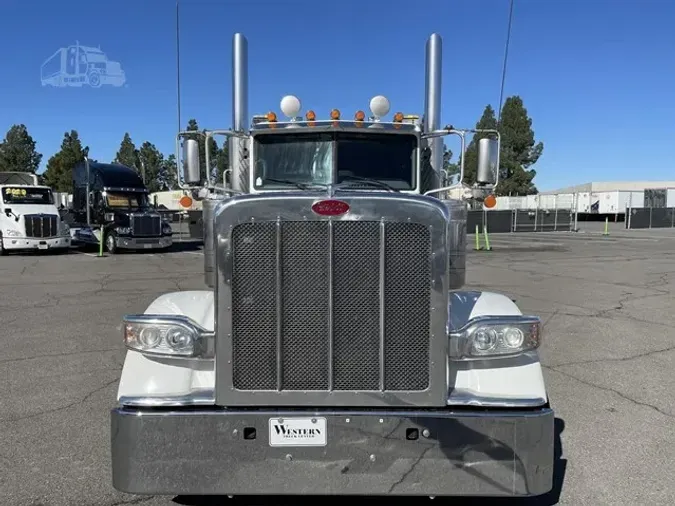 2016 PETERBILT 389