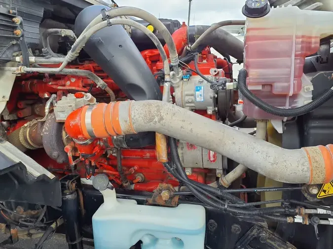 2019 NAVISTAR INTERNATIONAL LT625 DAYCAB T/A0ff52d10c5fc9d6c088991bebdaeaef9