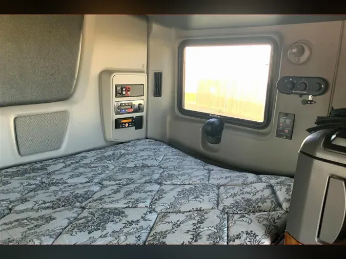 2021 INT LT625 6x4